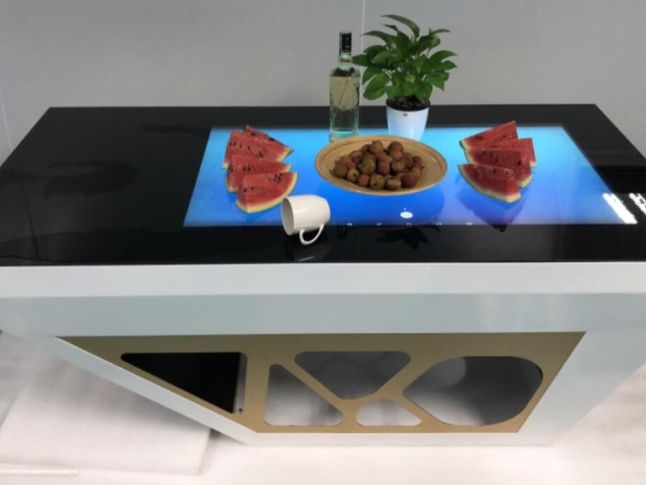 43寸桌面式電容智能互動一體機(jī)