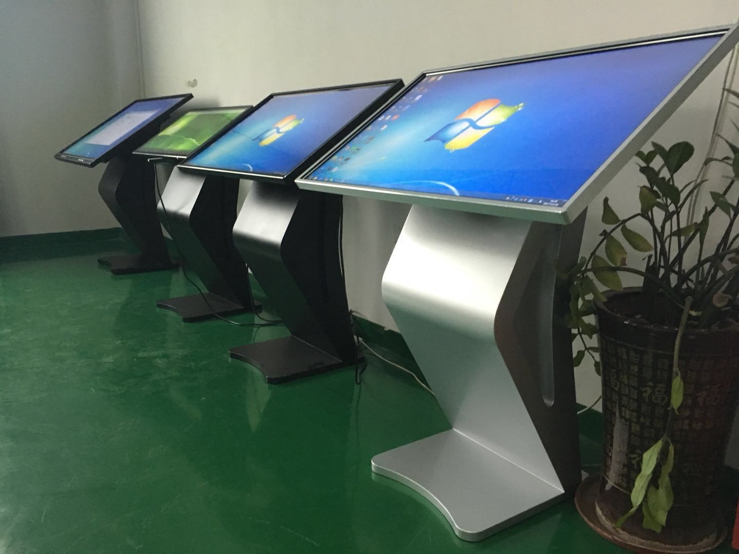 49寸臥式紅外觸控一體機 49寸臥式紅外觸控一體機