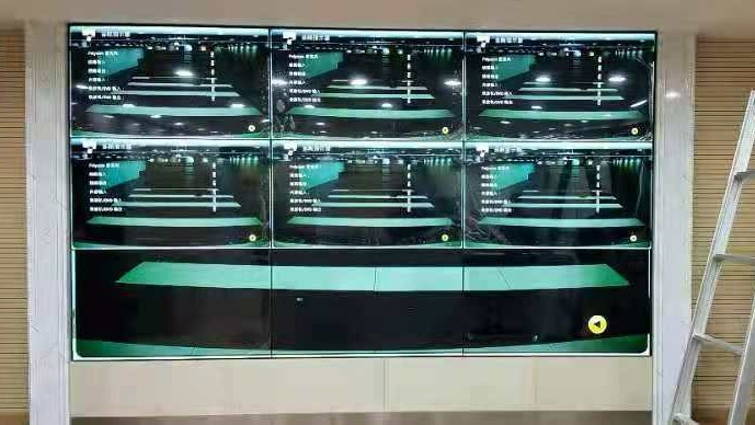 江蘇省南京市某銀行液晶拼接屏項目3*3 55寸3.5mm！