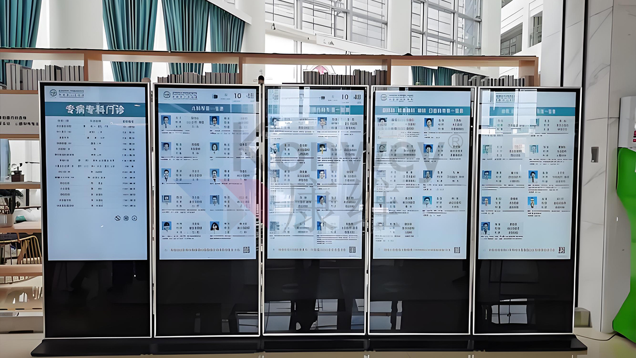 康維偉業(yè)廣告機(jī)，賦能大型醫(yī)院新體驗(yàn)?