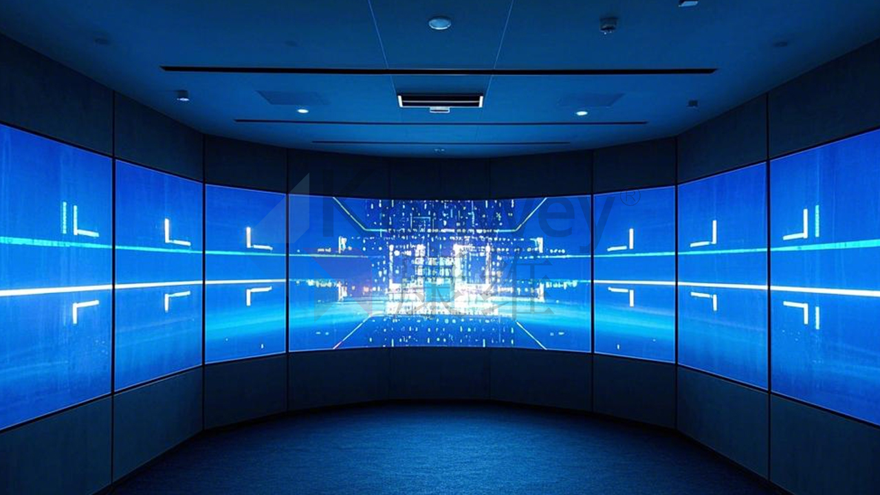 角色扮演店鋪引入康維偉業(yè) LED 拼接屏，打造沉浸式體驗?